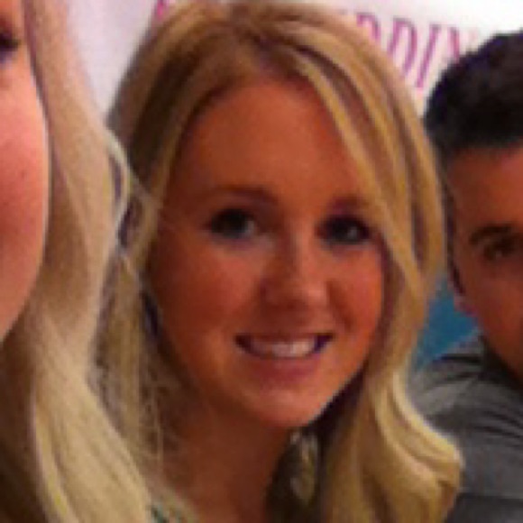 Meet your Posher, Ali - Picture 4 of 8